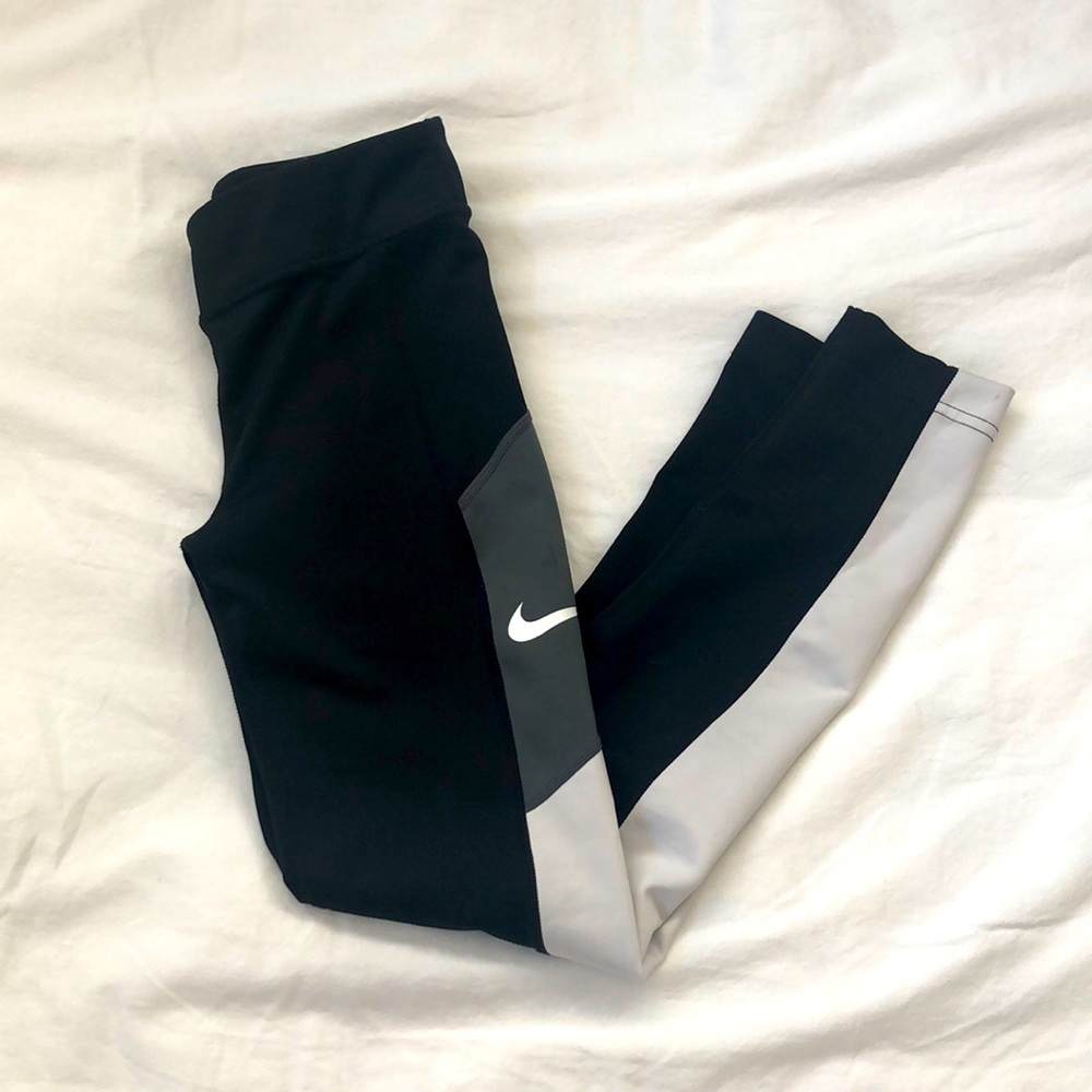 Nike girls leggings